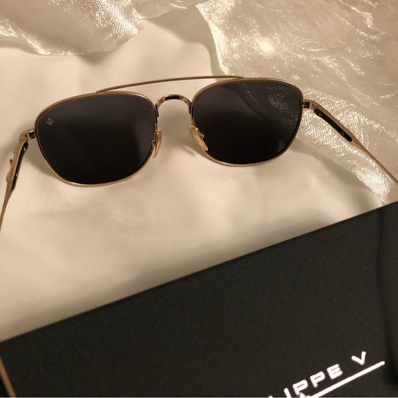 PHILIPPE V sunglasses - Picture 9 of 10